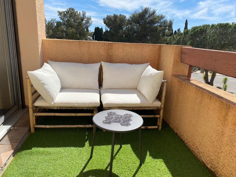 Ravissant T3 En Duplex Proche Mer La Londe-les-Maures Zewnętrze zdjęcie